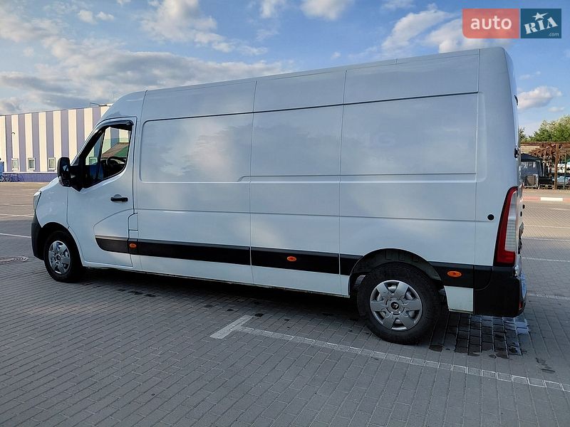 Вантажний фургон Renault Master 2020 в Івано-Франківську
