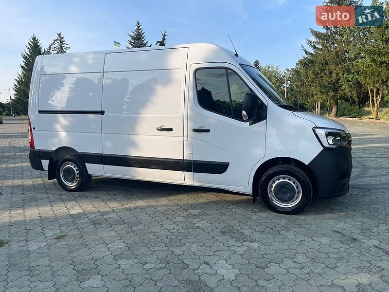 Вантажний фургон Renault Master 2023 в Дубні