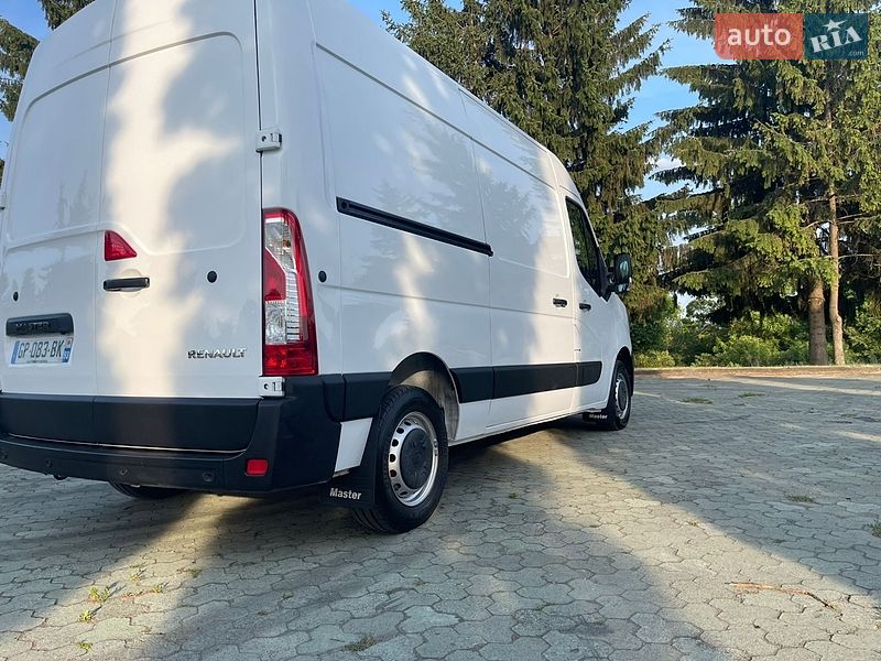 Вантажний фургон Renault Master 2023 в Дубні
