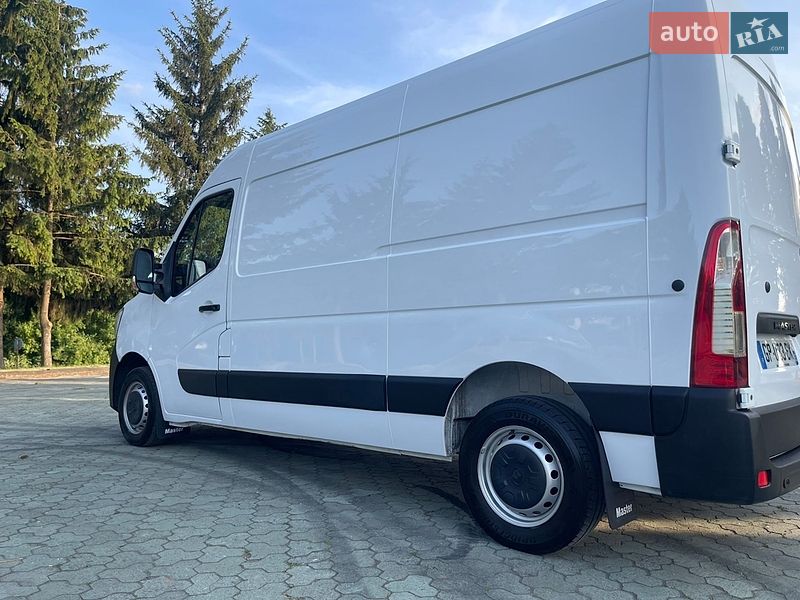Вантажний фургон Renault Master 2023 в Дубні