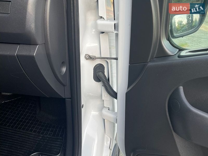 Вантажний фургон Renault Master 2023 в Дубні