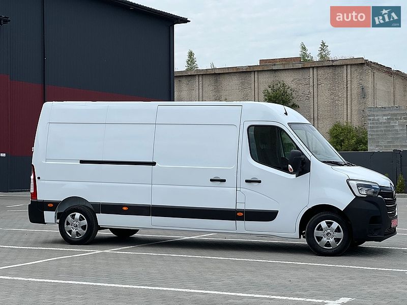 Вантажний фургон Renault Master 2023 в Дубні