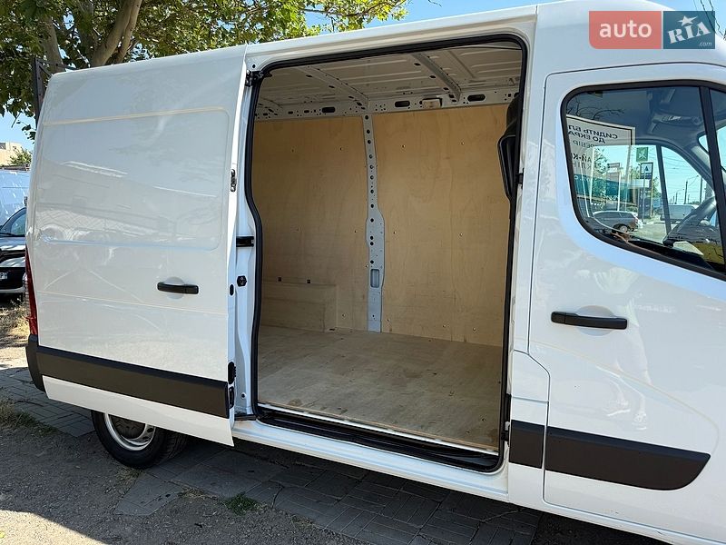 Вантажний фургон Renault Master 2023 в Одесі