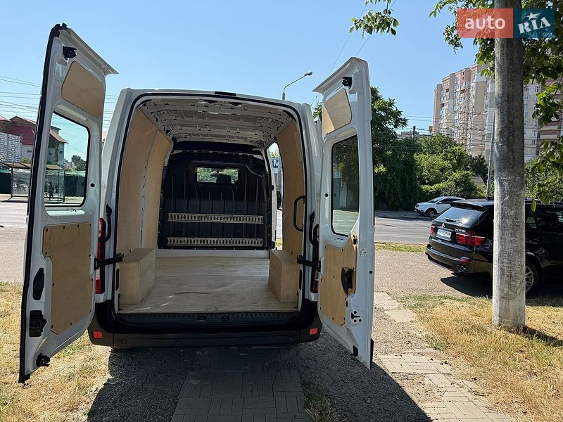Вантажний фургон Renault Master 2023 в Одесі