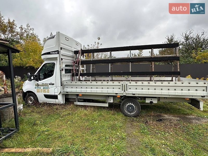 Шасі Renault Master 2018 в Вараші