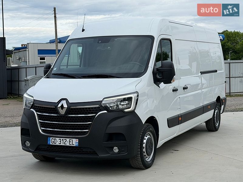 Грузовой фургон Renault Master 2021 в Млинове
