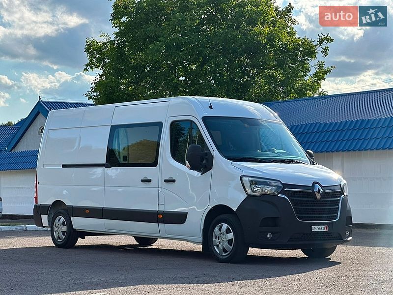 Вантажний фургон Renault Master 2022 в Радивиліві