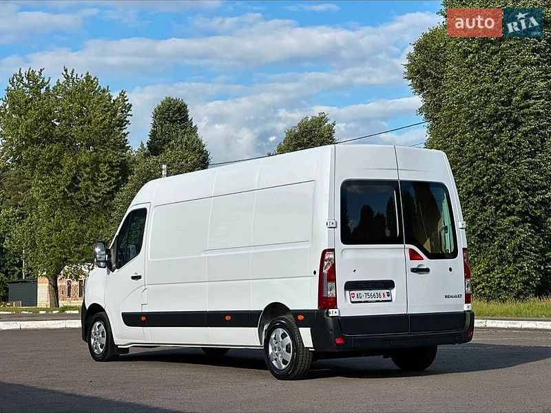 Вантажний фургон Renault Master 2022 в Радивиліві