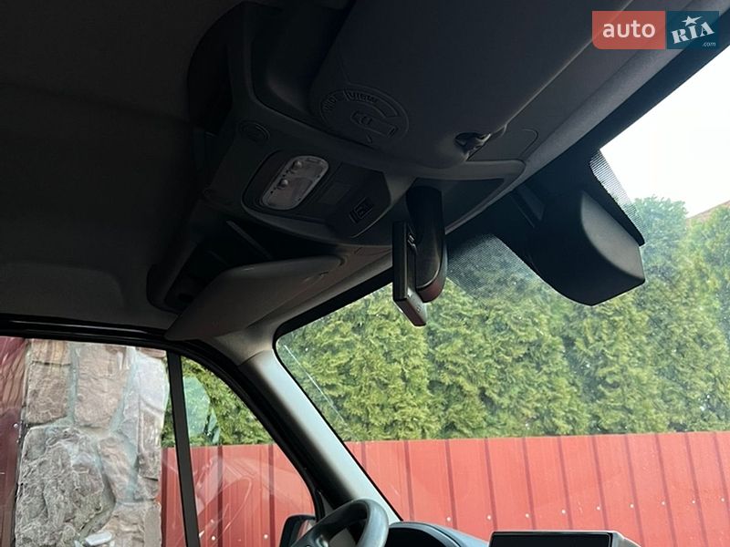 Вантажний фургон Renault Master 2019 в Тернополі