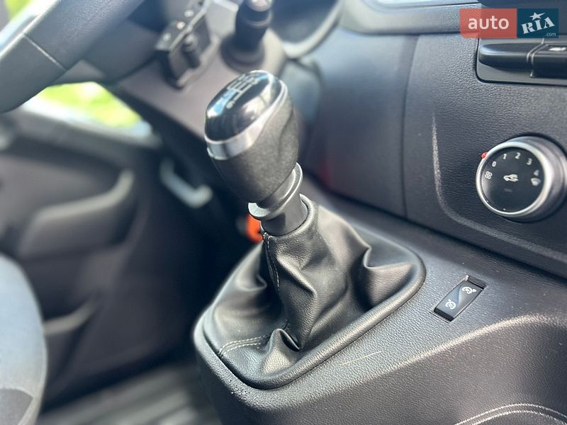 Вантажний фургон Renault Master 2020 в Луцьку