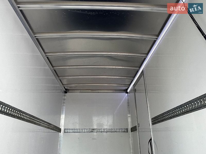 Грузовой фургон Renault Master 2023 в Дубно