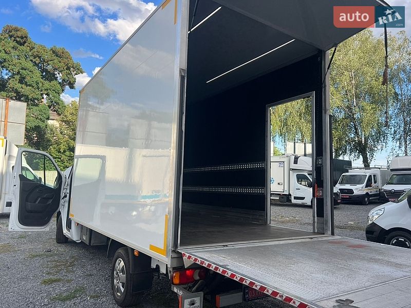 Другие грузовики Renault Master 2022 в Ровно