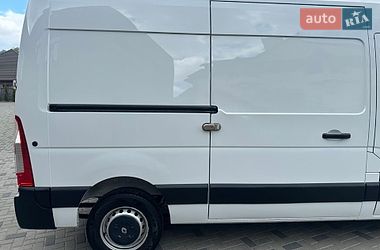 Грузовой фургон Renault Master 2015 в Ровно