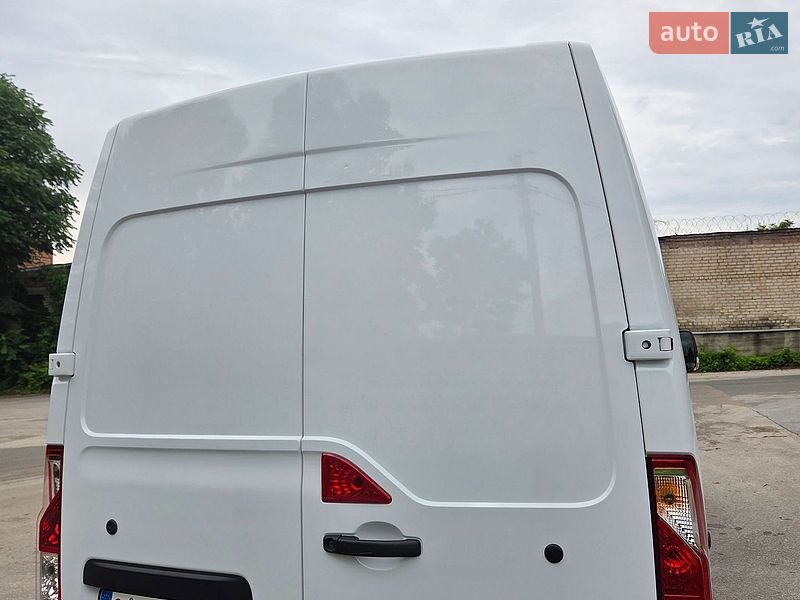 Грузовой фургон Renault Master 2022 в Днепре