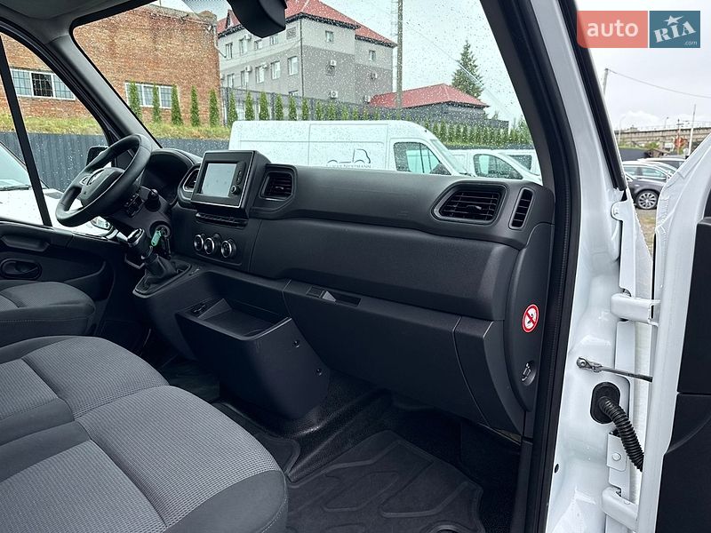 Грузовой фургон Renault Master 2021 в Луцке