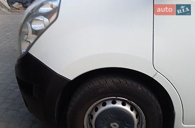Вантажний фургон Renault Master 2017 в Львові
