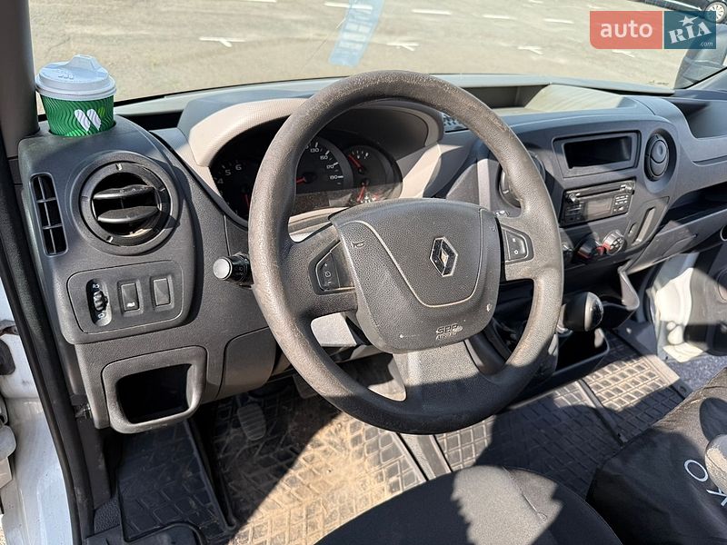 Другие грузовики Renault Master 2016 в Киеве