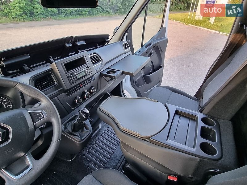 Вантажний фургон Renault Master 2021 в Житомирі
