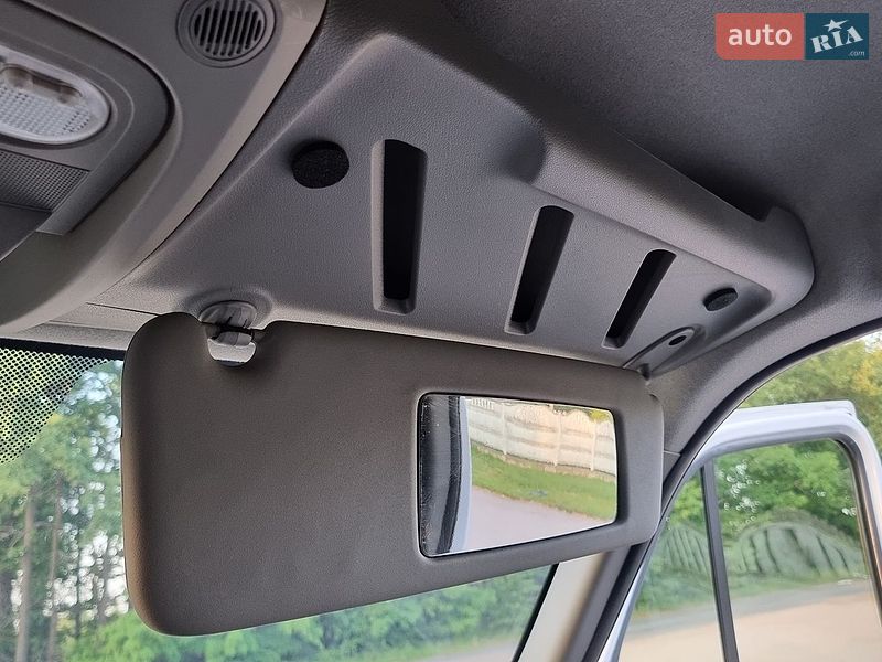 Вантажний фургон Renault Master 2021 в Житомирі