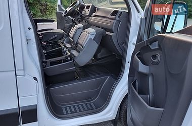 Вантажний фургон Renault Master 2021 в Житомирі