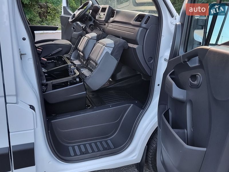 Вантажний фургон Renault Master 2021 в Житомирі