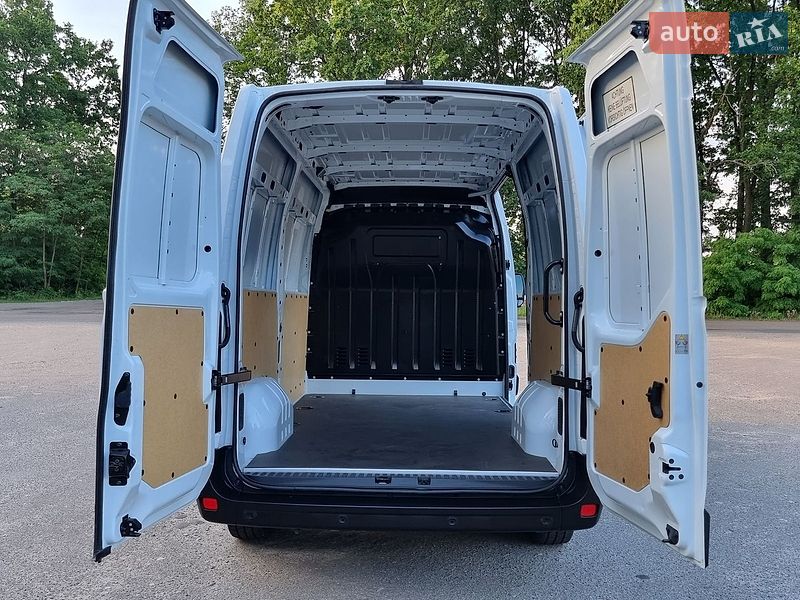 Вантажний фургон Renault Master 2021 в Житомирі