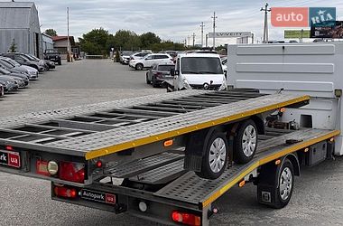 Евакуатор Renault Master 2017 в Львові