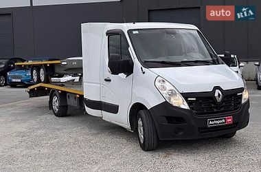 Евакуатор Renault Master 2017 в Львові