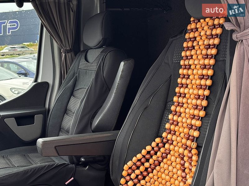 Евакуатор Renault Master 2017 в Львові