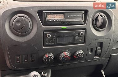 Евакуатор Renault Master 2017 в Львові