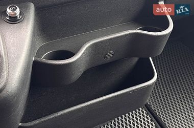 Евакуатор Renault Master 2017 в Львові