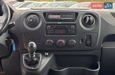 Евакуатор Renault Master 2017 в Львові