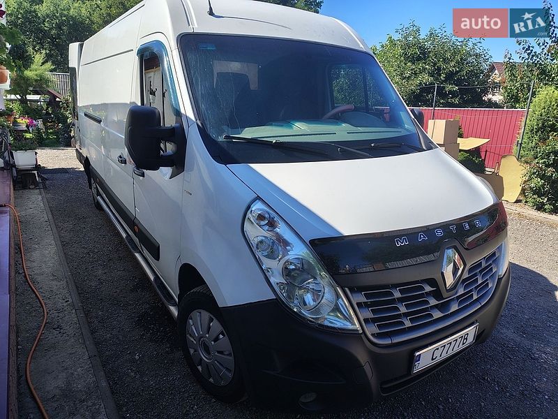 Грузовой фургон Renault Master 2015 в Лубнах