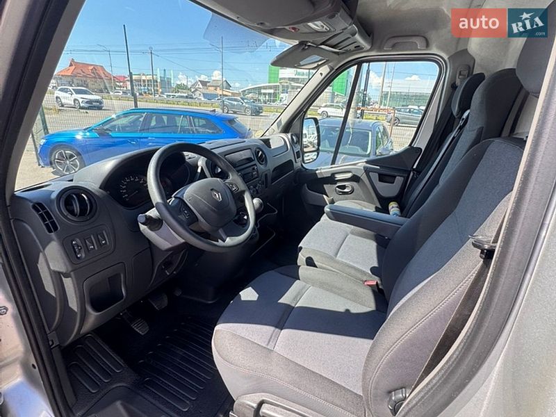 Вантажний фургон Renault Master 2018 в Києві