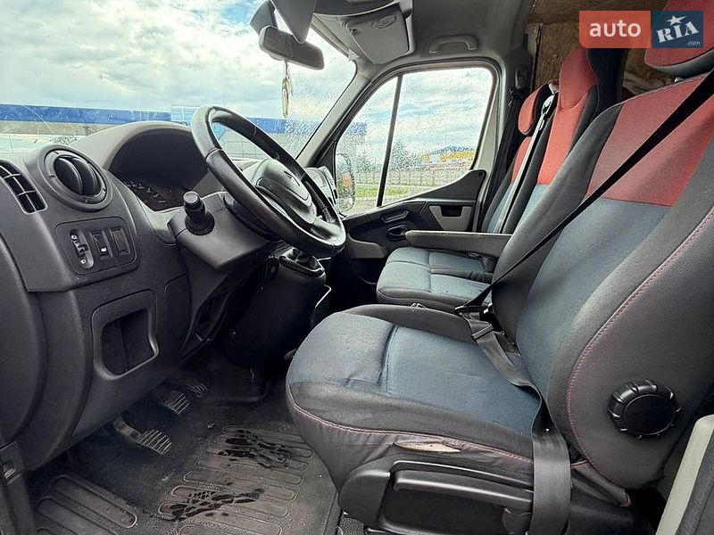 Грузовой фургон Renault Master 2016 в Киеве