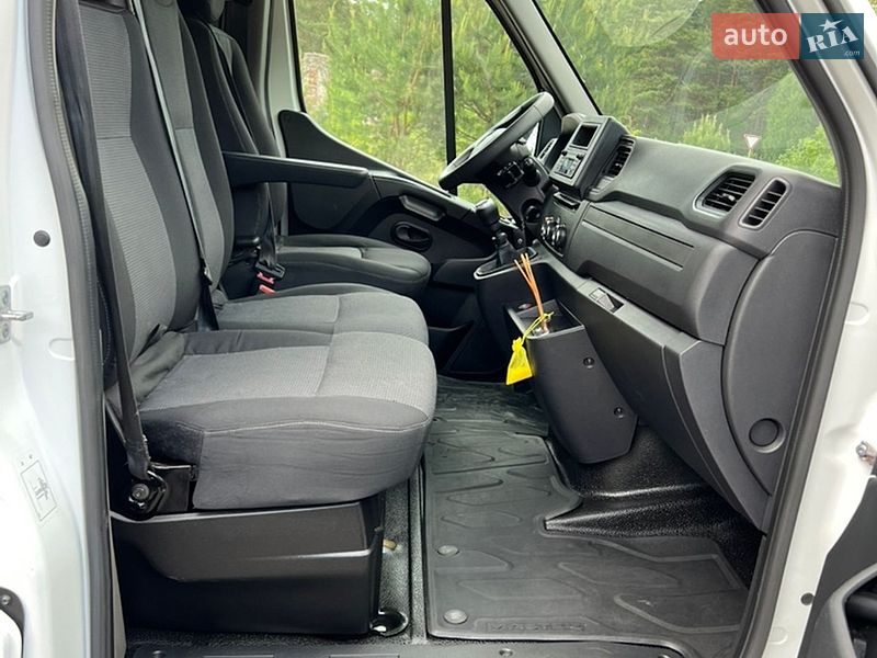 Вантажний фургон Renault Master 2021 в Ковелі
