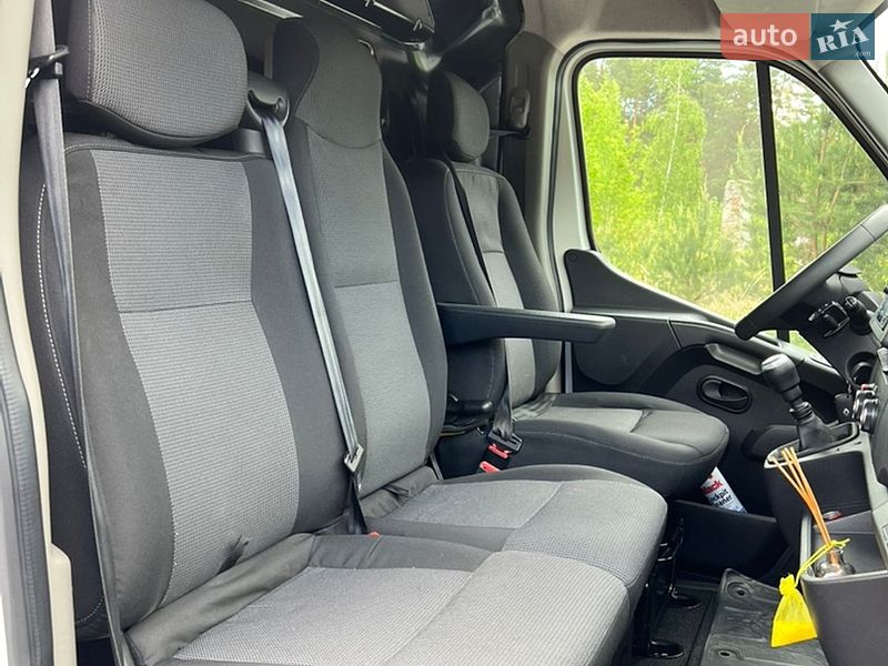 Вантажний фургон Renault Master 2021 в Ковелі