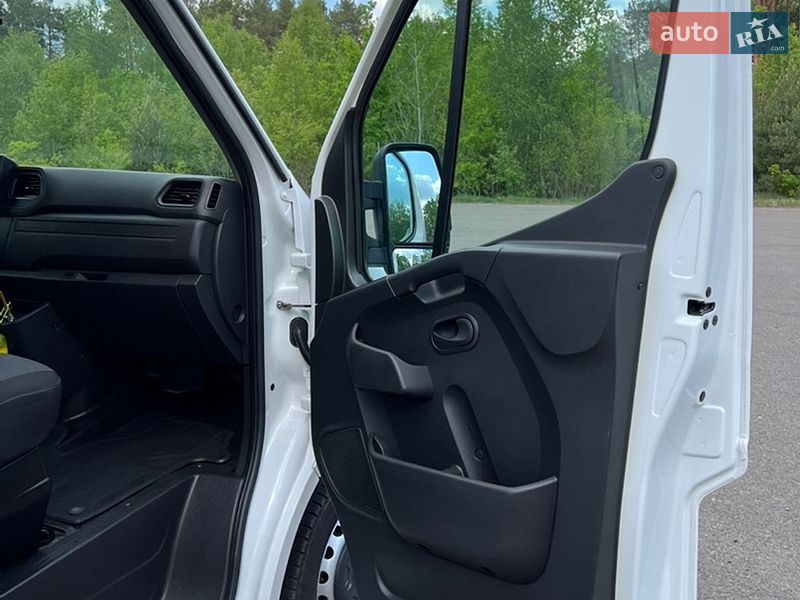 Вантажний фургон Renault Master 2021 в Ковелі