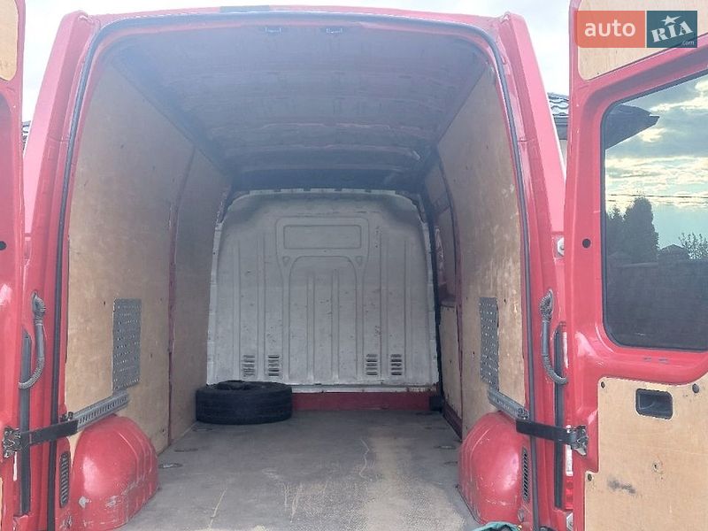 Грузовой фургон Renault Master 2013 в Луцке