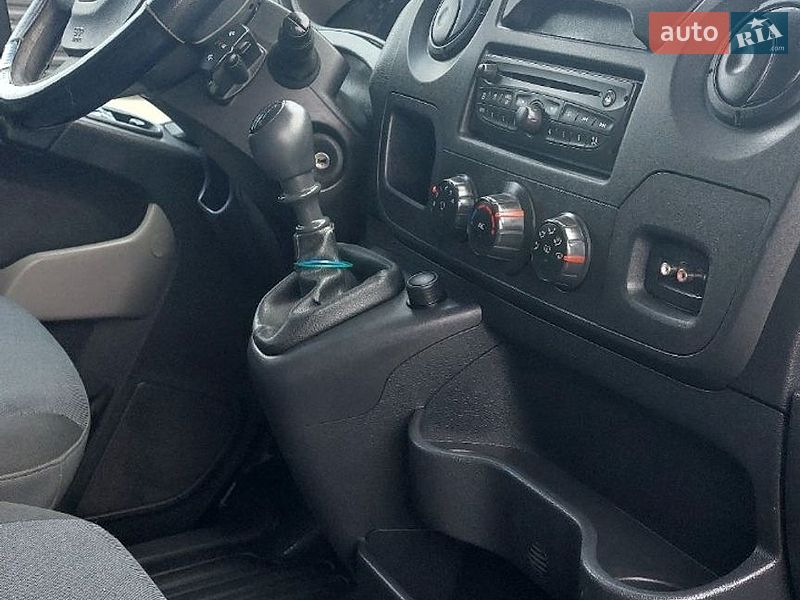 Грузовой фургон Renault Master 2013 в Луцке