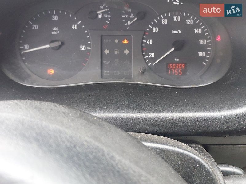 Вантажний фургон Renault Master 2003 в Івано-Франківську