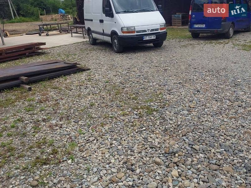 Вантажний фургон Renault Master 2003 в Івано-Франківську