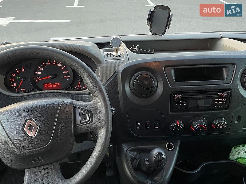 Грузовой фургон Renault Master 2015 в Киеве фото 15 Грузовой фургон Renault Master 2015 в Киеве