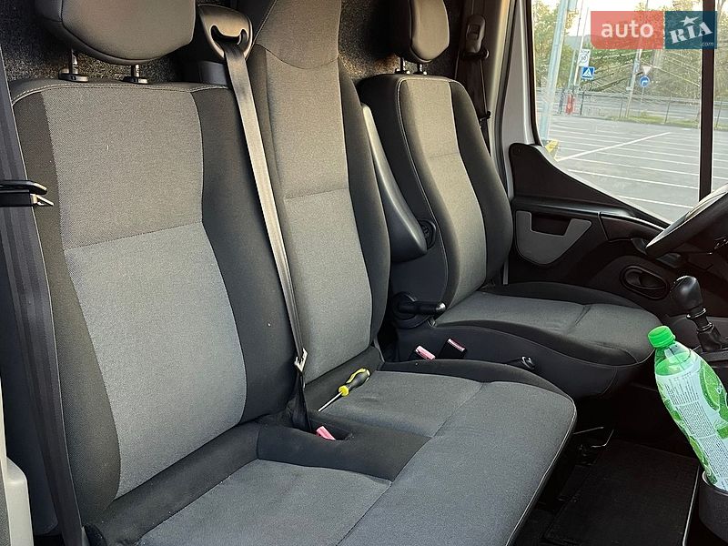 Грузовой фургон Renault Master 2015 в Киеве фото 20 Грузовой фургон Renault Master 2015 в Киеве
