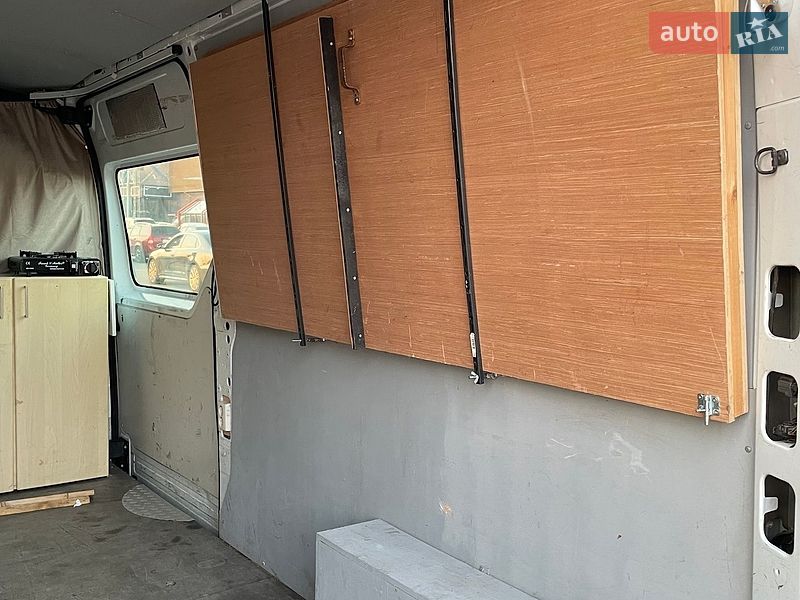 Грузовой фургон Renault Master 2015 в Киеве фото 31 Грузовой фургон Renault Master 2015 в Киеве