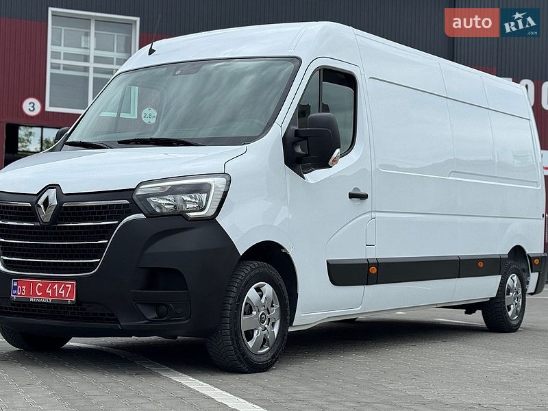 Вантажний фургон Renault Master 2023 в Дубні