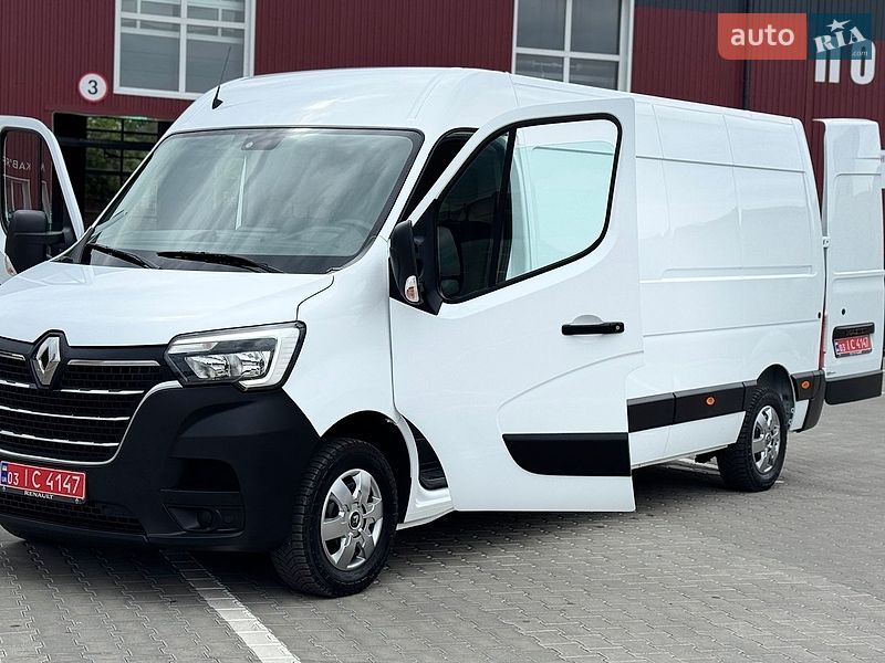 Вантажний фургон Renault Master 2023 в Дубні