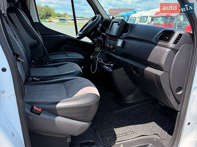 Лимузин Renault Master 2021 в Черновцах