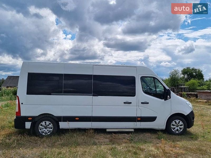 Мінівен Renault Master 2015 в Ківерцях