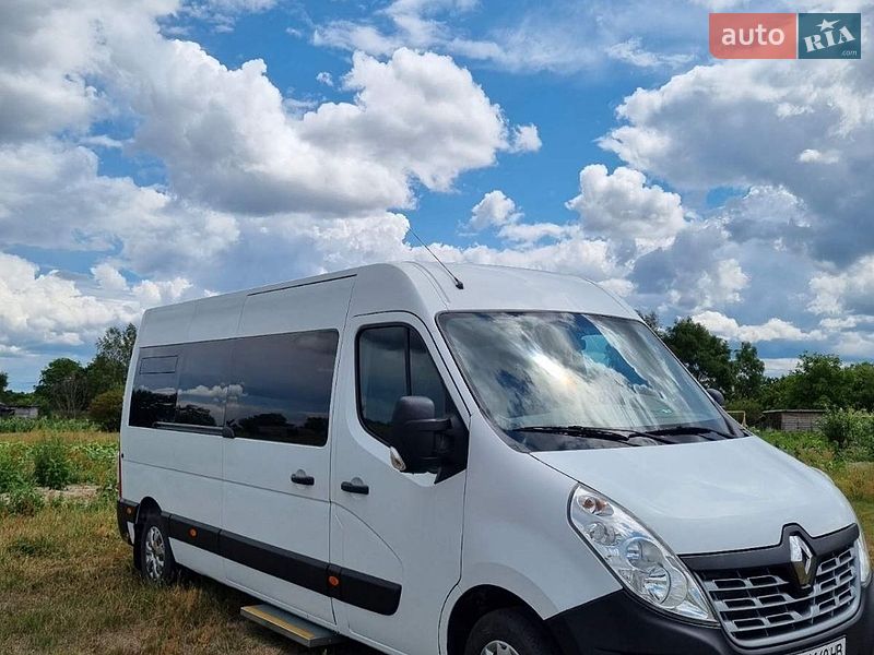Мінівен Renault Master 2015 в Ківерцях